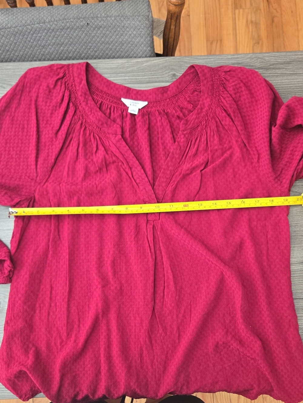 Crown & Ivy Textured V-Neck Blouse Burgundy Large_135 - Picture 8 of 9